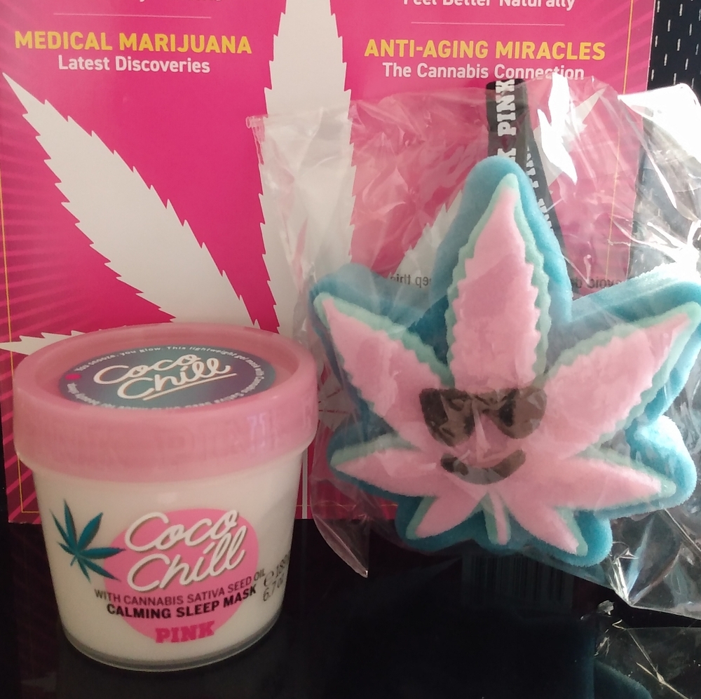 VICTORIA'S SECRET DUO